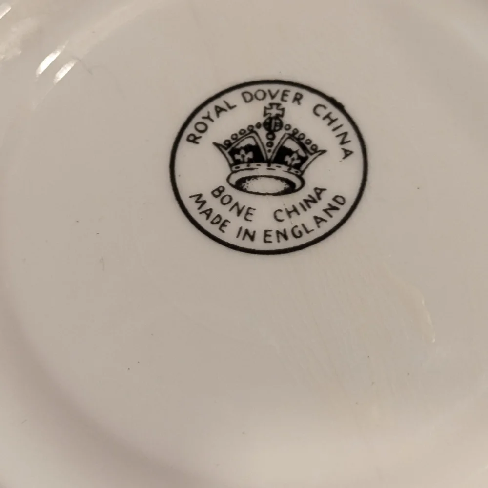 Set of 2 Royal Dover & Royal Albert Bone China 2 Teacups and 2 Saucers England